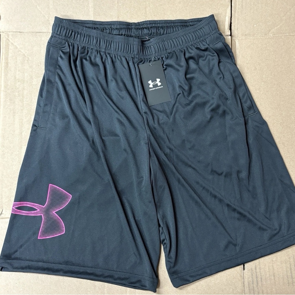 Under Armour Men's Medium Shorts Tech Graphic Black & Astro Pink Pockets &String